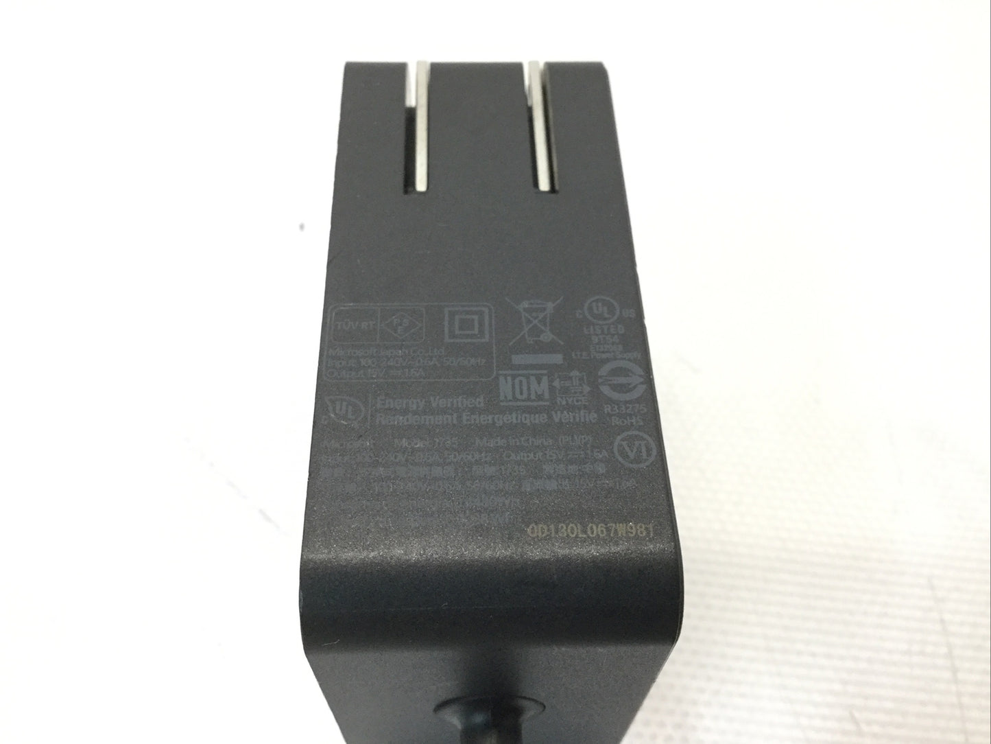 Original Microsoft Surface GO Pro M3 1735 15V 1.6A 24W AC Adapter Charger