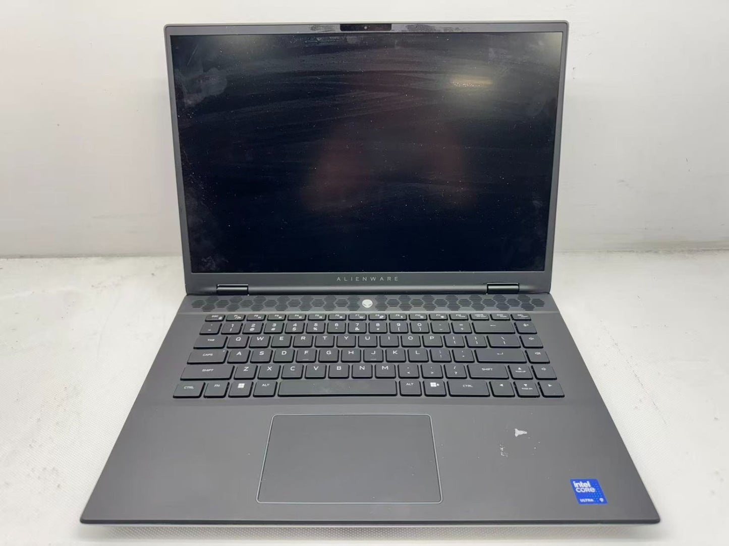 Alienware M16 R2 Intel Ultra 9 185H@2.3GHz 32GB 1TB RTX 4060 W/AC No BATT *READ*