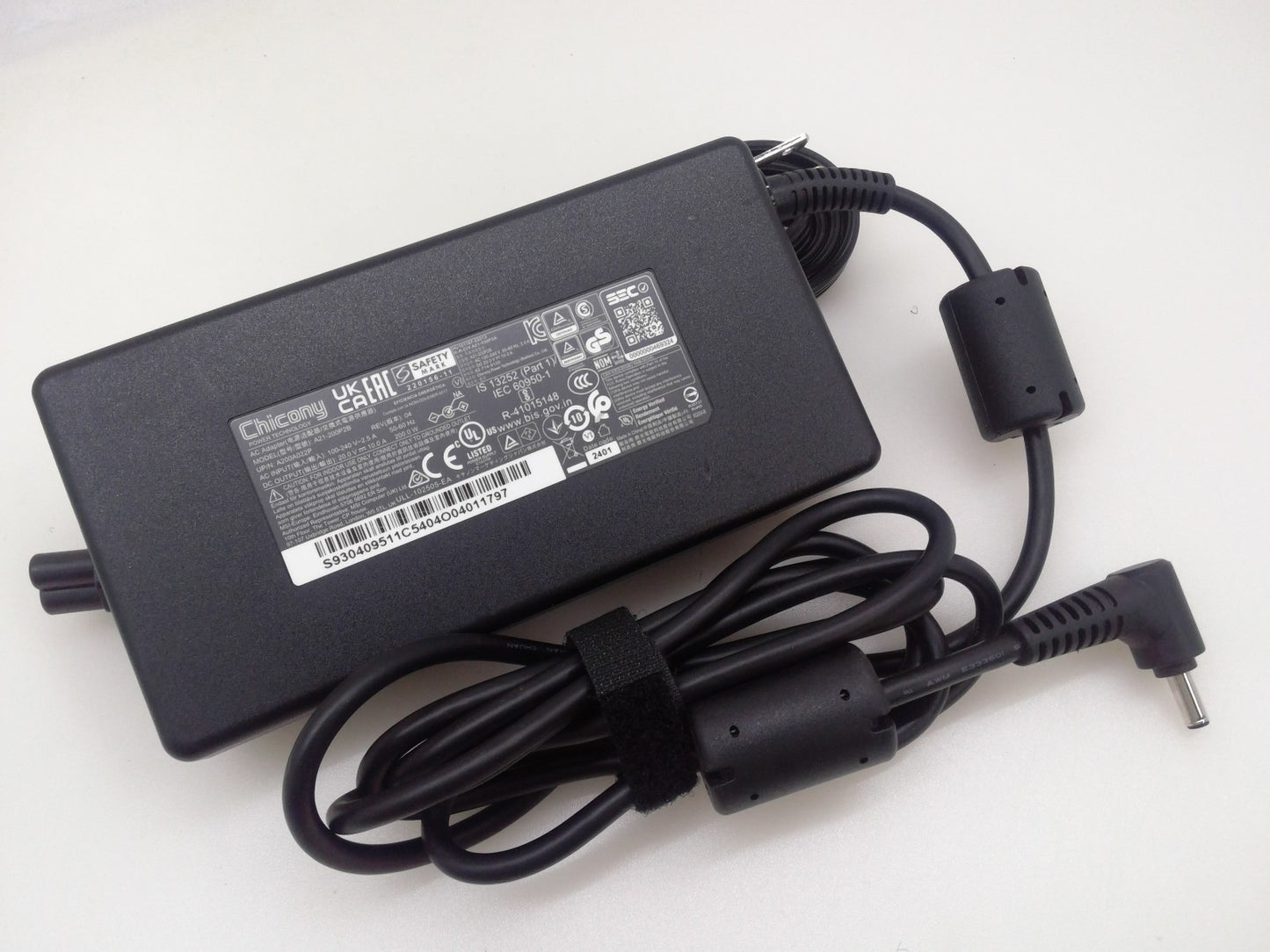 OEM Chicony For MSI Pulse A17 AI+ C3XWGKG RTX5070 A21-200P2B 20V 10A  200W 4.5mm