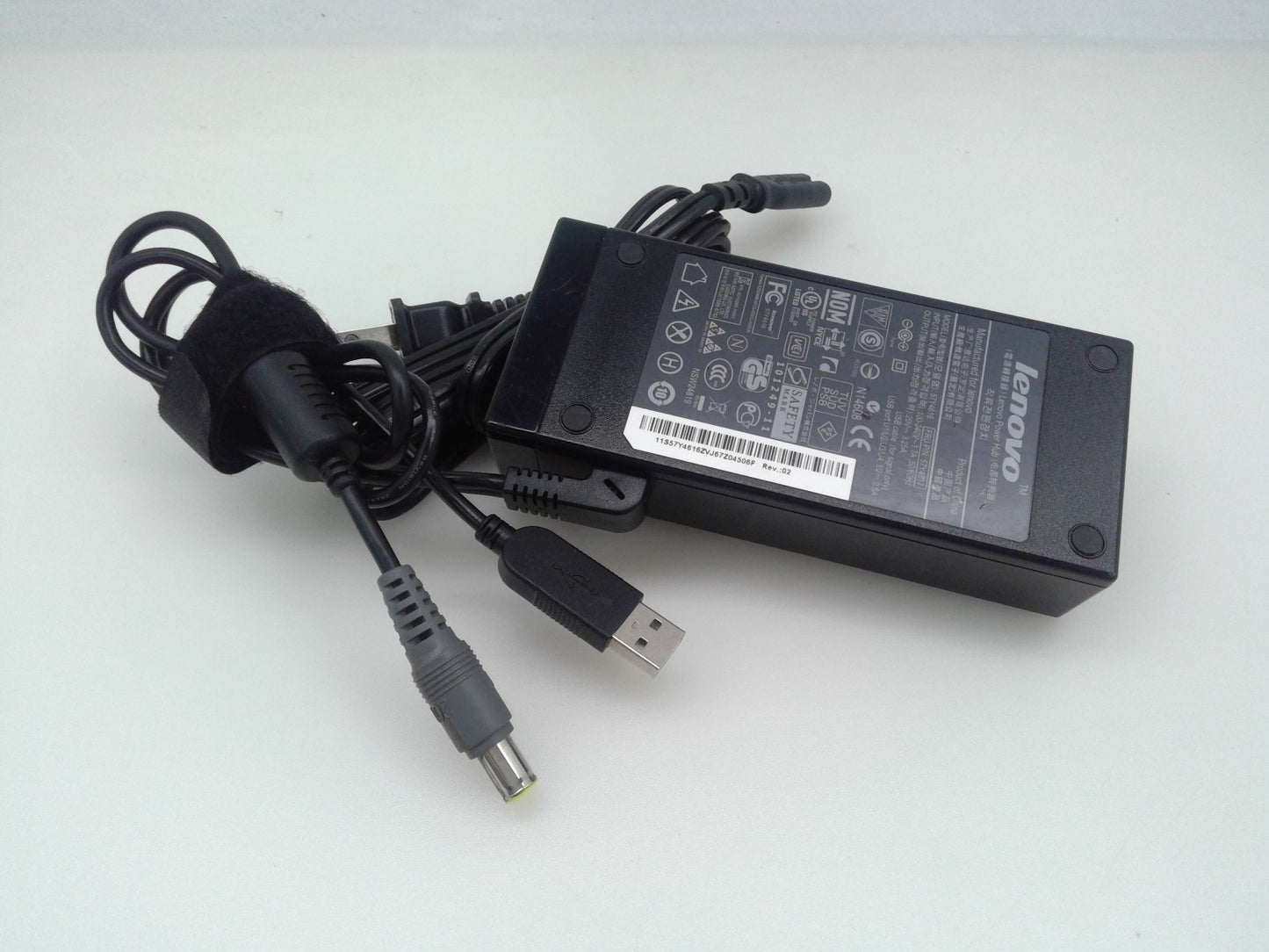 Genuine Lenovo 57Y4616 20V 3.25A Black Power Hub Adapter Tip USB & 7.4*5.0mm