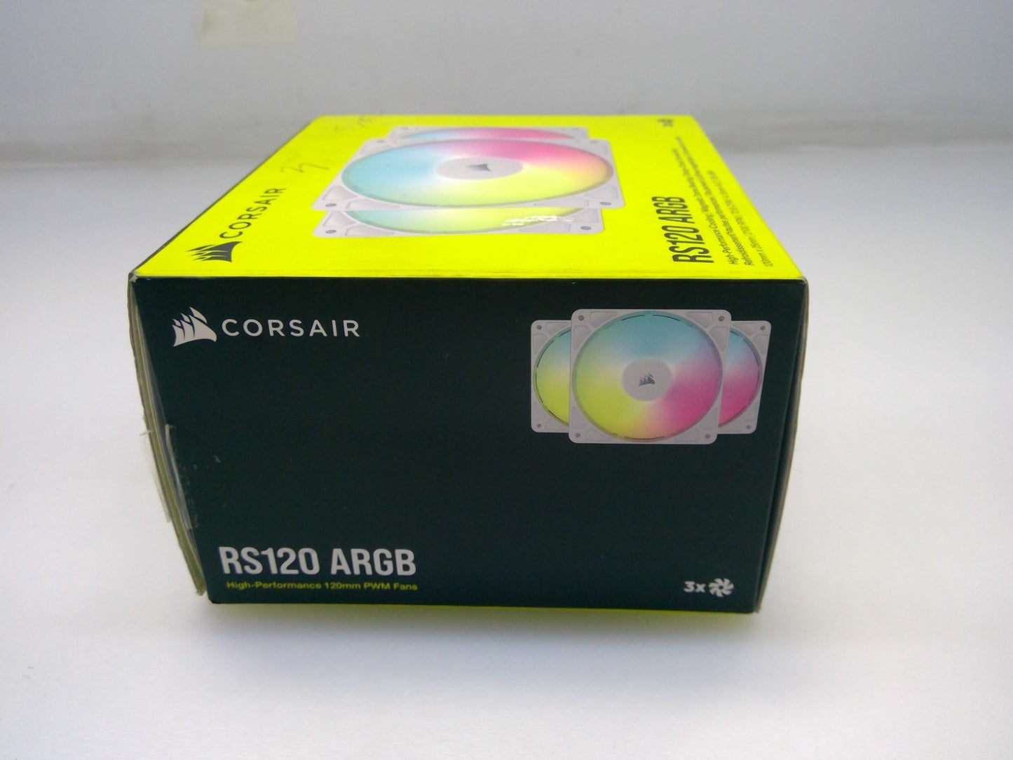 CORSAIR - RS120 ARGB 120mm PWM Fans (3-pack) - White CO-9050185-WW Open Box