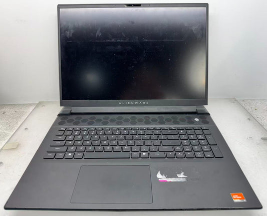 Dell Alienware M18 R1 18" Ryzen 9 7845H@3.0GHz 32GB RAM 1TB SSD RTX 4070 *READ*