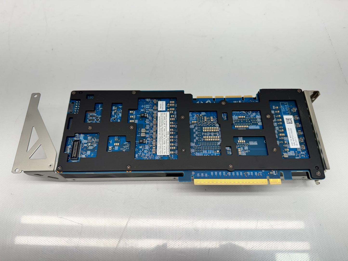 Intel Data Center Max 1100 48GB HBM2e 300W PCIe5 x16 GPU M50151-306