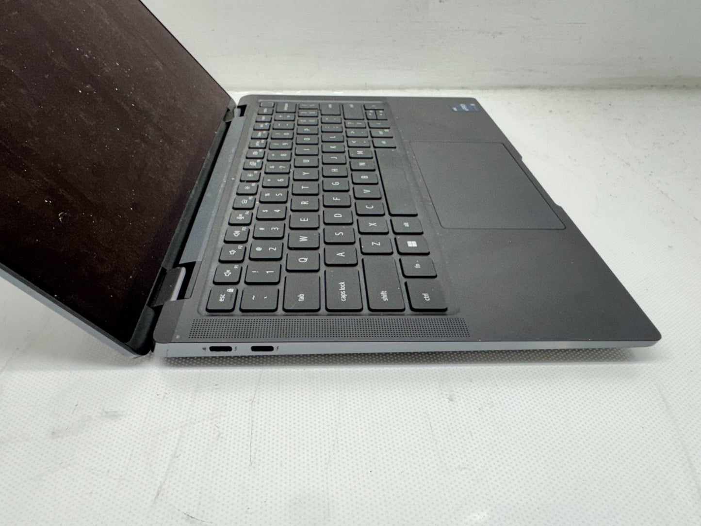Dell Latitude 9330 Intel i5-1240U@1.1Ghz 16GB RAM 256G SSD Win 11 W/AC *READ*