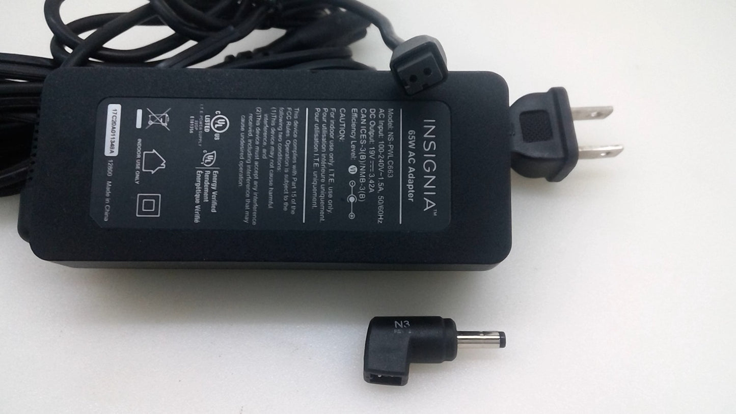 Original Insignia NS-PWLC663  Power Supply AC Adapter 19V 3.42A 65W 4.0*1.35mm