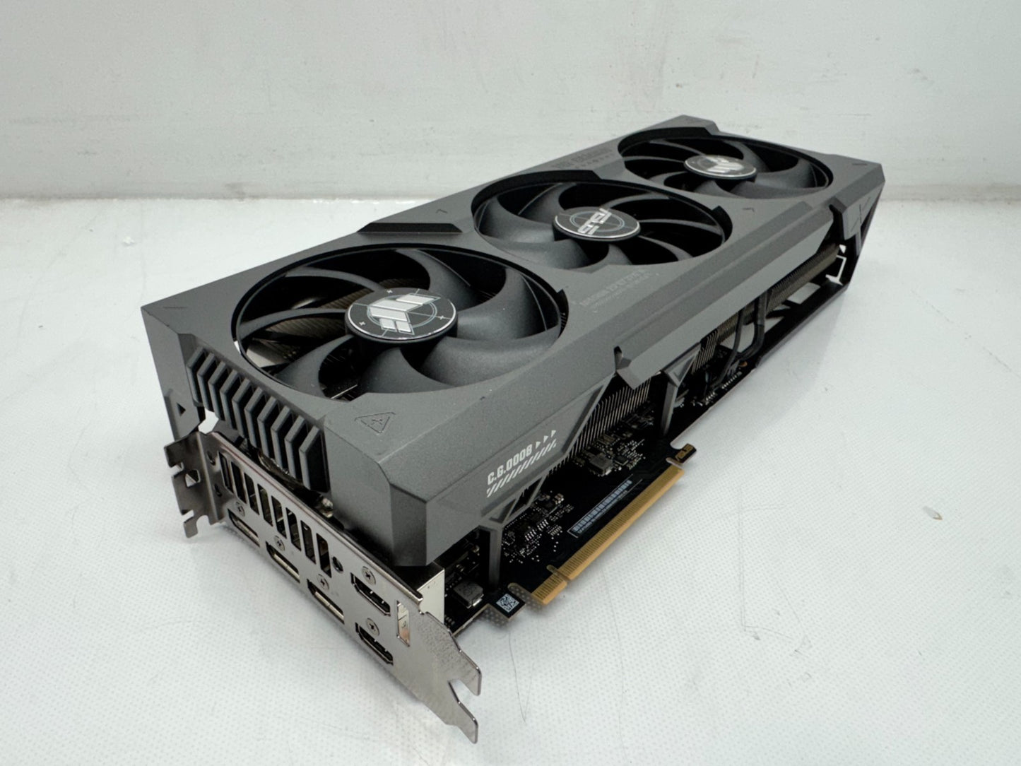*Read* ASUS TUF GeForce RTX 4080 Super Graphics Card 16G GDDR6X - Not Working #