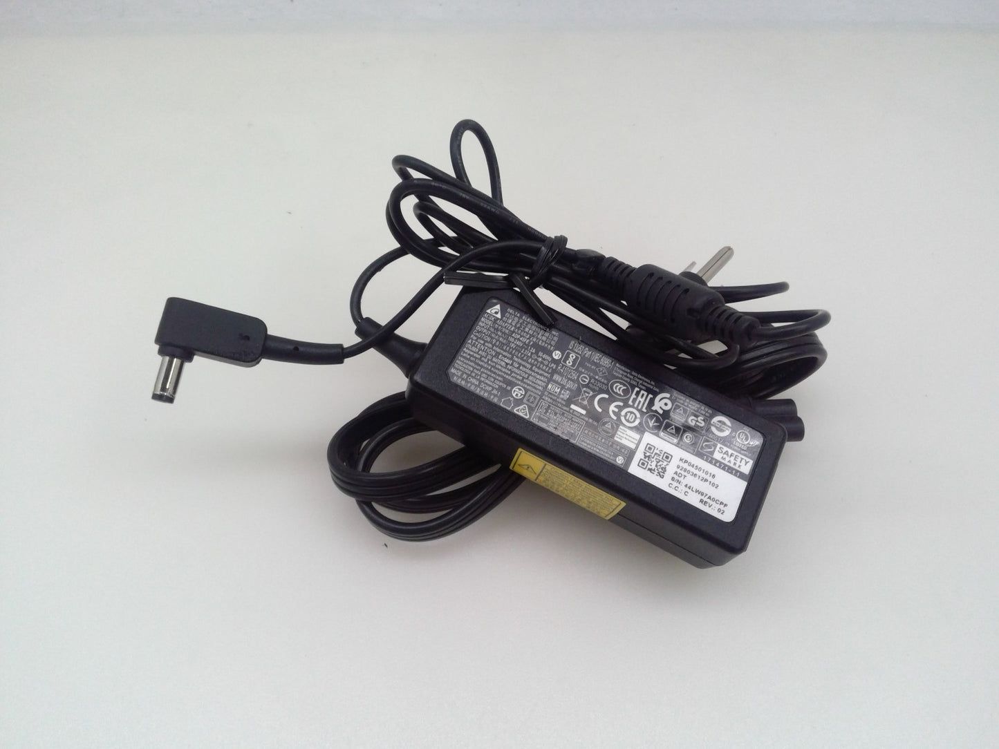 Genuine Delta ADP-45FE F AC Power Adapter 19V 2.37A Laptop Charger 45W 5.5*2.5mm