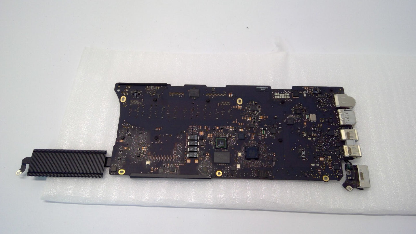 APPLE MACBOOK PRO RETINA 13" A1502 2013 i5 2.4GHz 4GB RAMLOGIC BOARD 820-3536-A