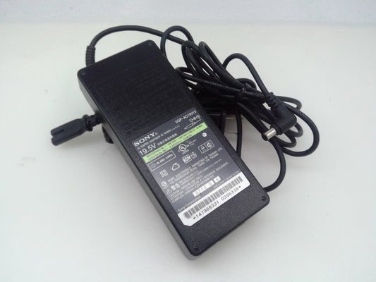 Genuine Sony Vaio AC Power Adapter VGP-AC19V15 19.5V 6.2A