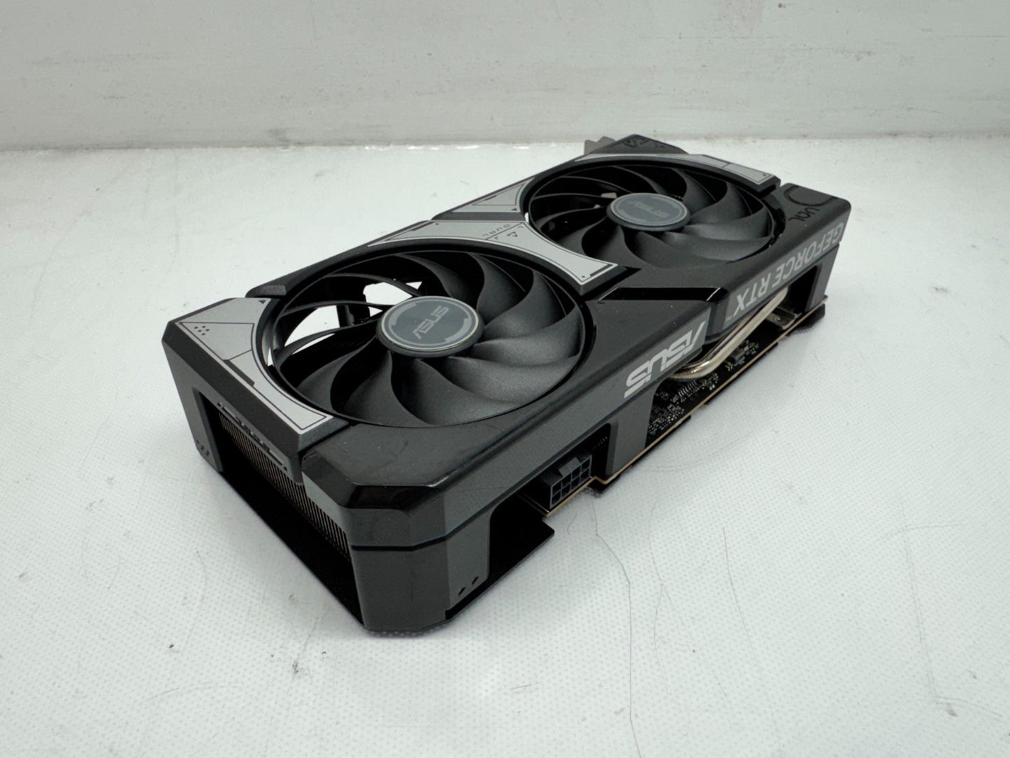 ASUS DUAL GeForce RTX 5060 8G GDDR7 OC Edition Graphics Card **READ**