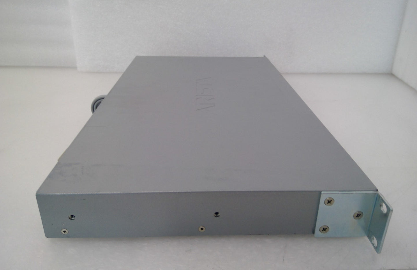 Arista DCS-7010T-48-R 48-Port 1G/10G Switch Rear to Front Airflow DCS-7010T-48