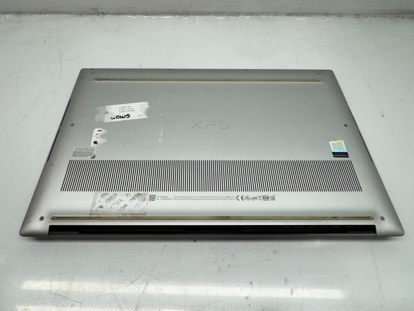 Dell XPS 15 9500 Laptop i7-10750H@2.6GHz 16GB GTX 1650 Ti Win 11 w/AC
