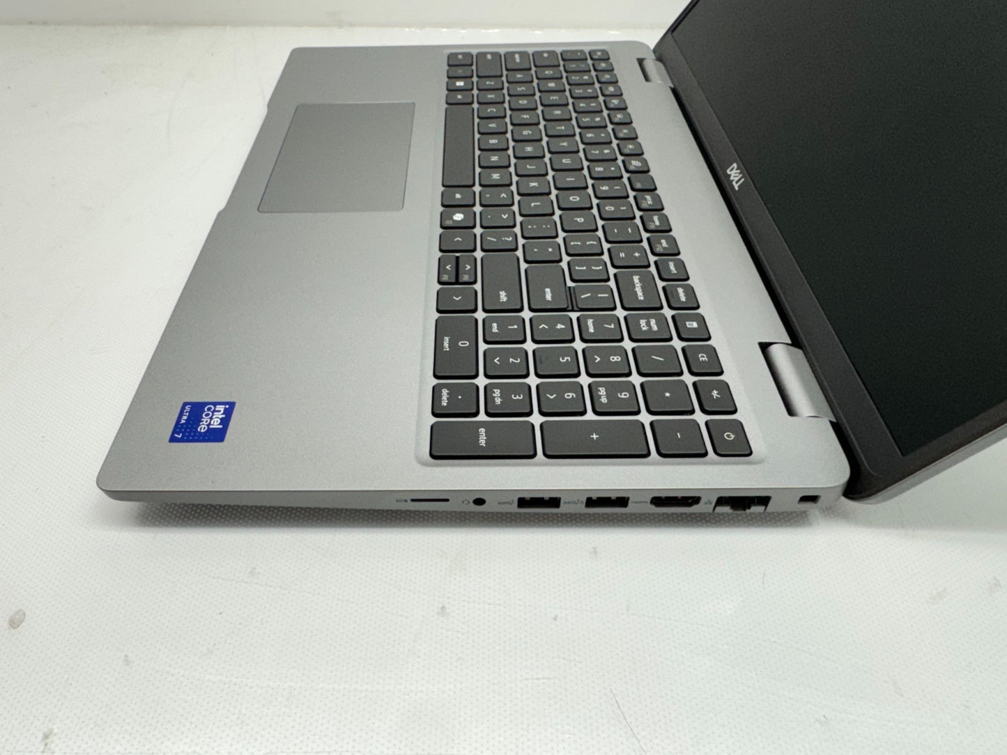 Dell Latitude 5550 Ultra 7 165U @1.70GHz 16GB RAM 256GB SSD laptop W/AC