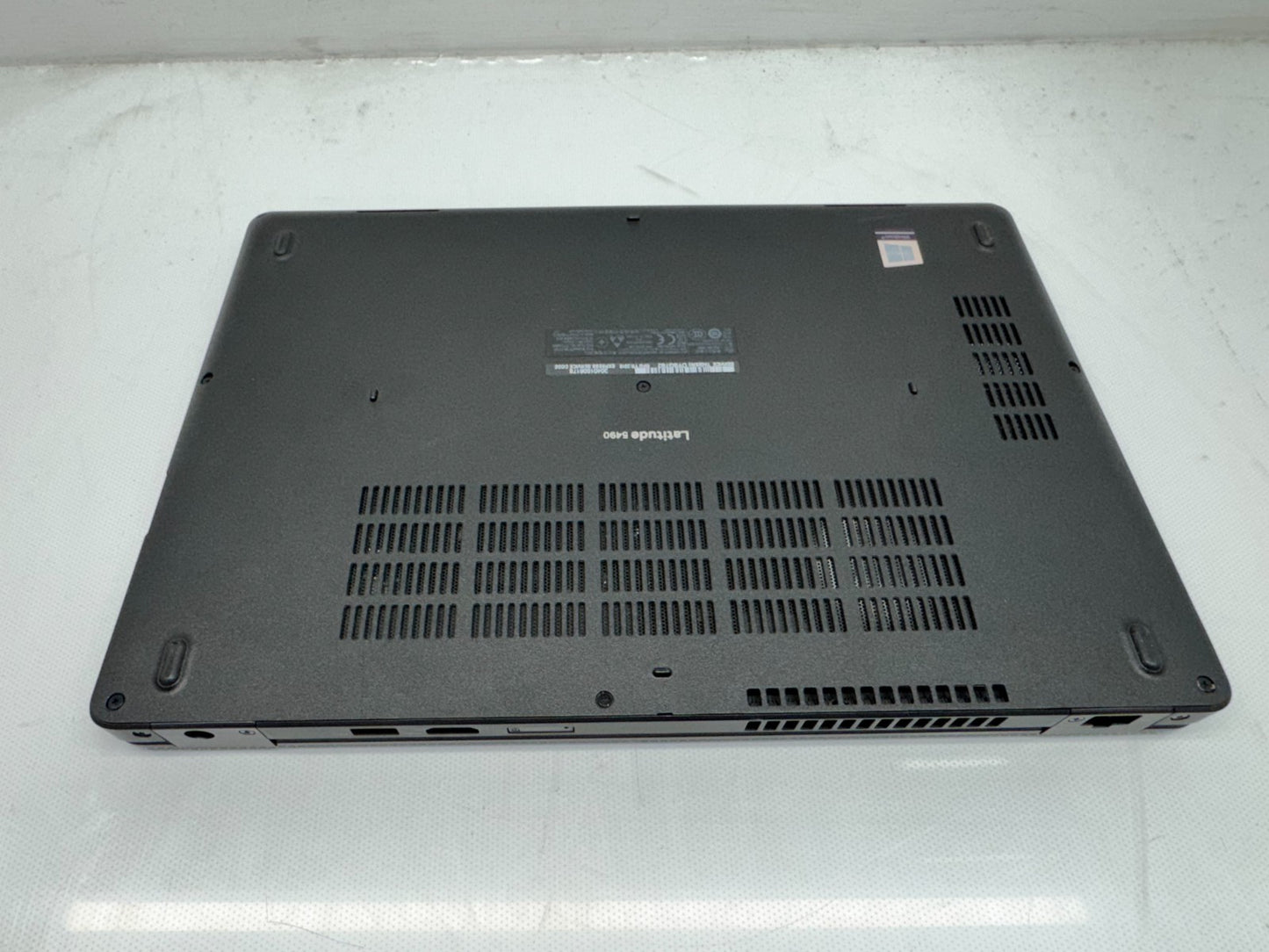 Dell Latitude 5490 14" 1366 x 768 i5-8350U@1.70GHz 16G RAM 256GB SSD Win11