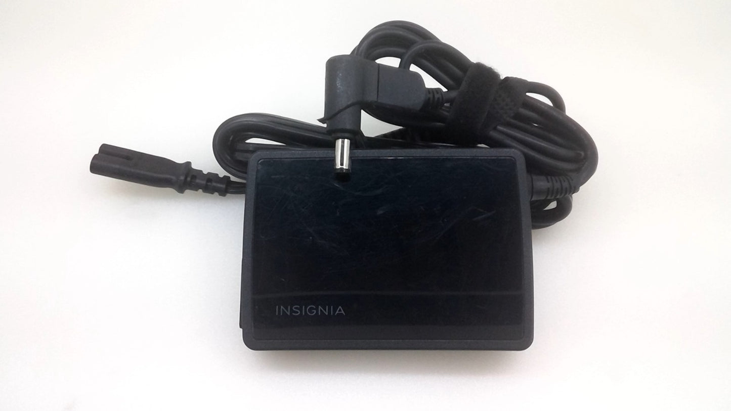 GENUINE INSIGNIA 90W AC ADAPTER NS-PWLC593  19V 4.74A 5.5*2.5mm