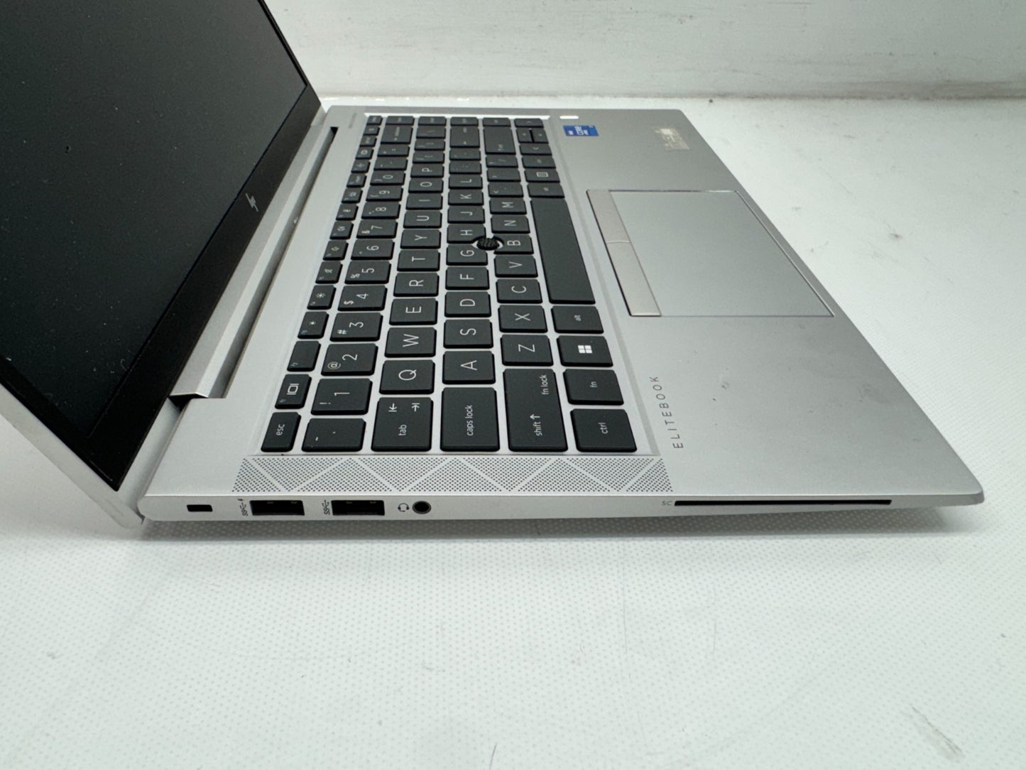 HP EliteBook 840 G8 14"  i7-1185G7@3.0GHz 16G RAM 256GB SSD Win11 *READ*