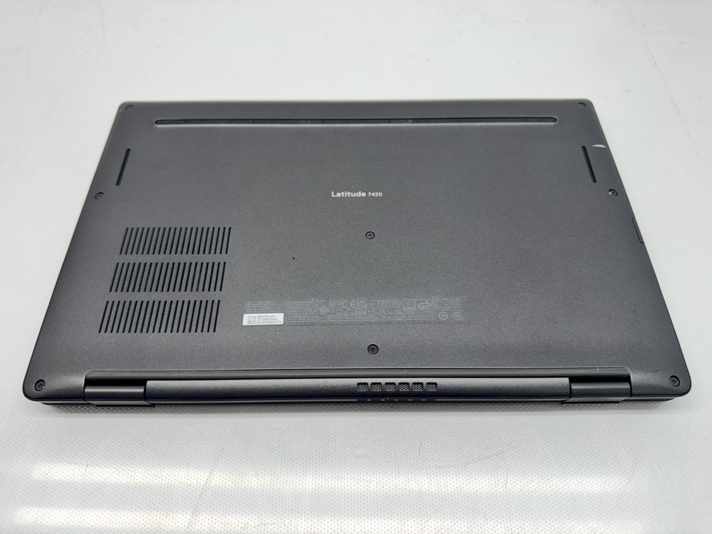 Dell Latitude 7420 14" i5-1135G7@2.4GHz 8GB RAM 256GB SSD Win11 *READ*