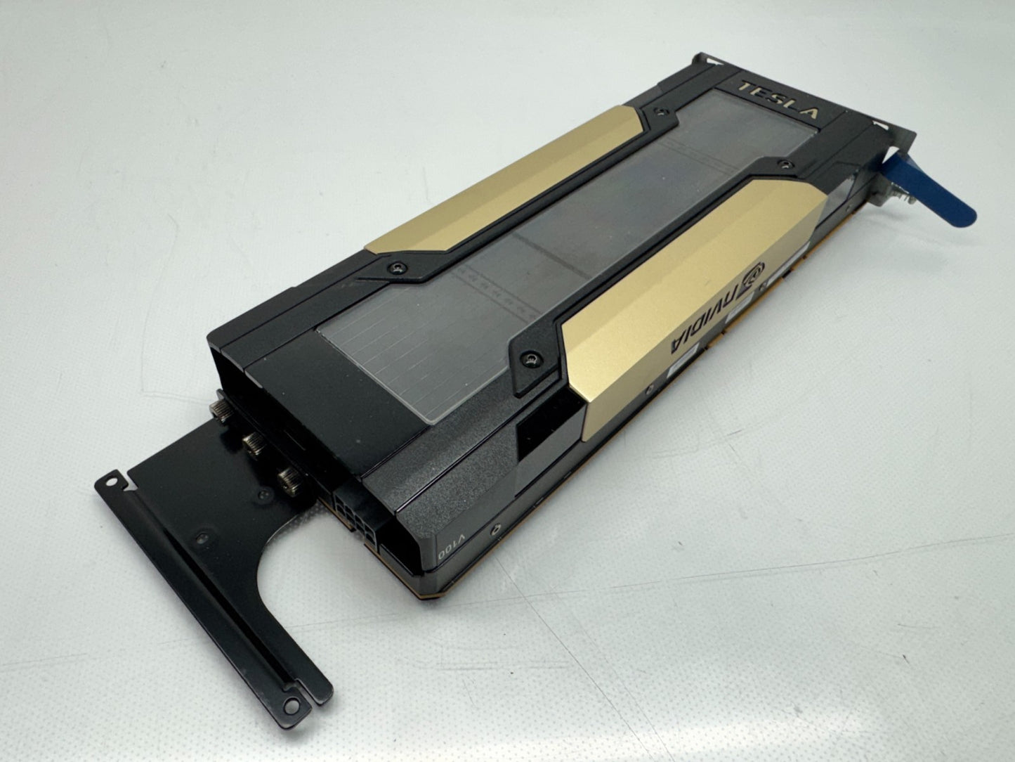 PG500 NVIDIA Tesla V100 PCIe 16GB 699-2G500-0200-310 W/mounting bracket