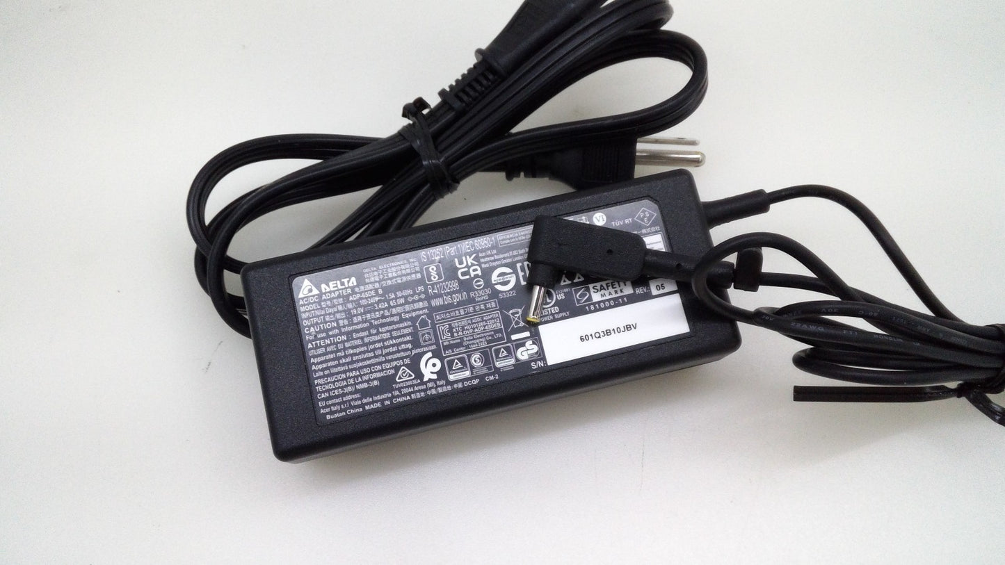 Delta 19V 3.42A  ADP-65DE B For Acer Swift SF314-57 SF314-57G 3 AC Adapter 3.0mm