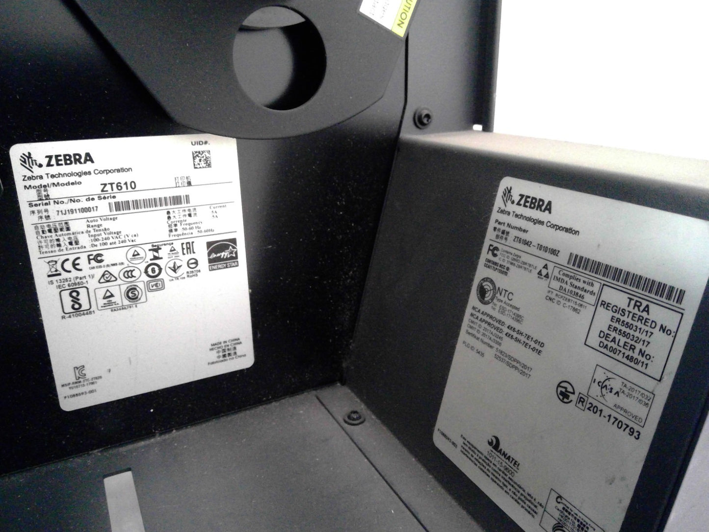 Zebra ZT610 Direct Thermal /Transfer Label Printer 203dpi ZT61042-T10100Z *Read*