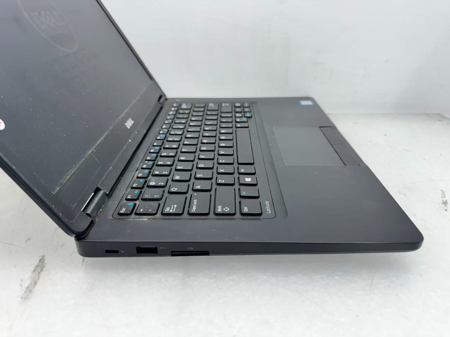 Dell Latitude 5480 LT Intel FHD i5-7300HQ@2.5GHz 16G 256G Windows 11 READ