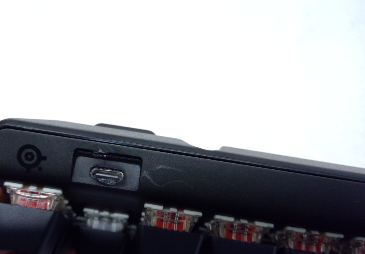 SteelSeries Apex Pro Gen 3 Mechanical RGB Gaming Keyboard  *Read Detail*