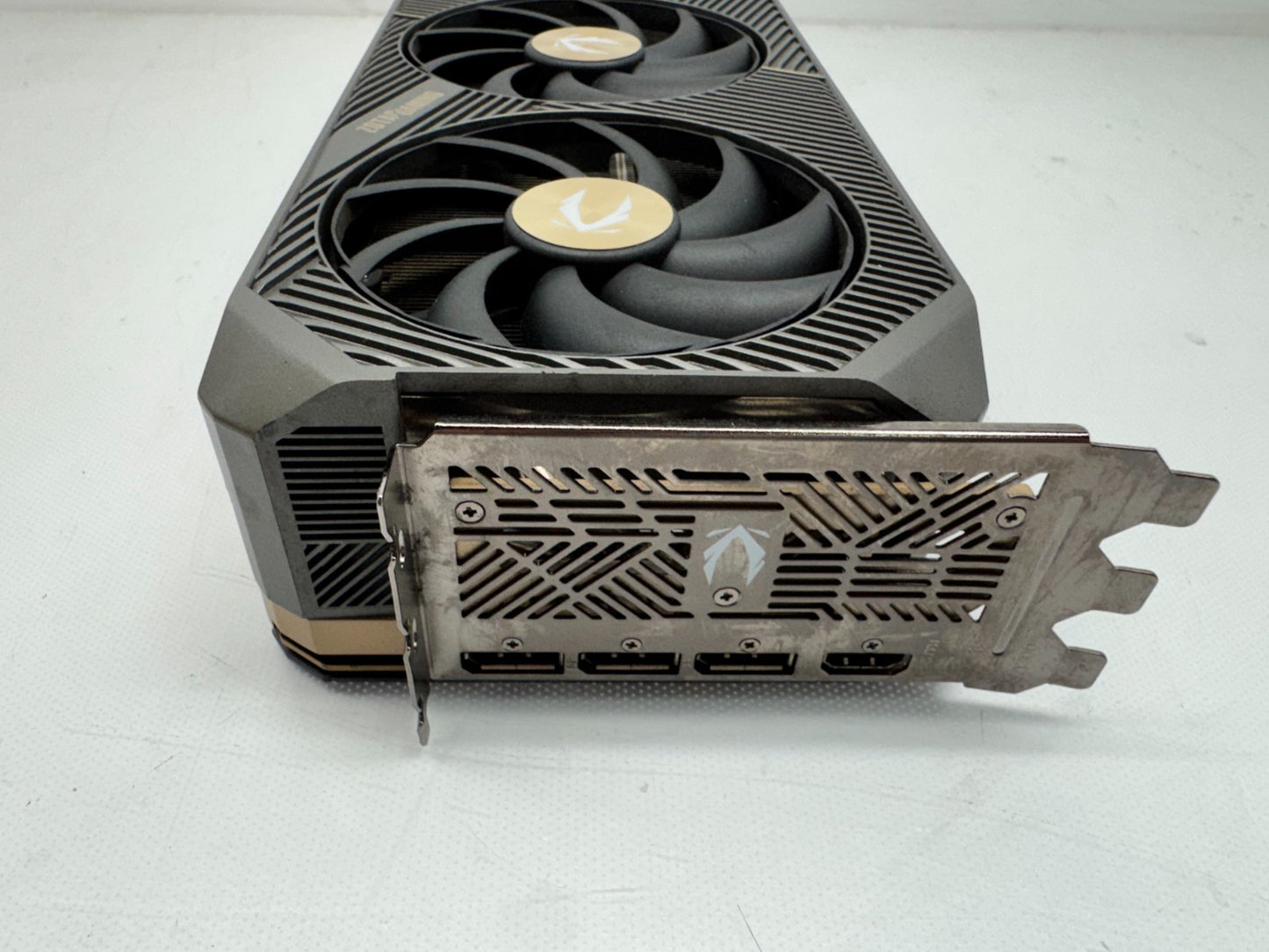 ZOTAC GeForce RTX 5080 SOLID OC 16GB GDDR7 GPU ZT-B50800J-10P