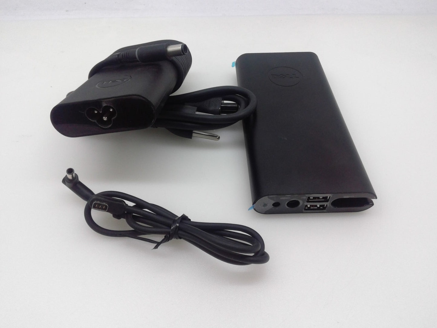 GENUINE Dell Portable Power Companion 6 Cell 18000mAh PW7015L R7CW8