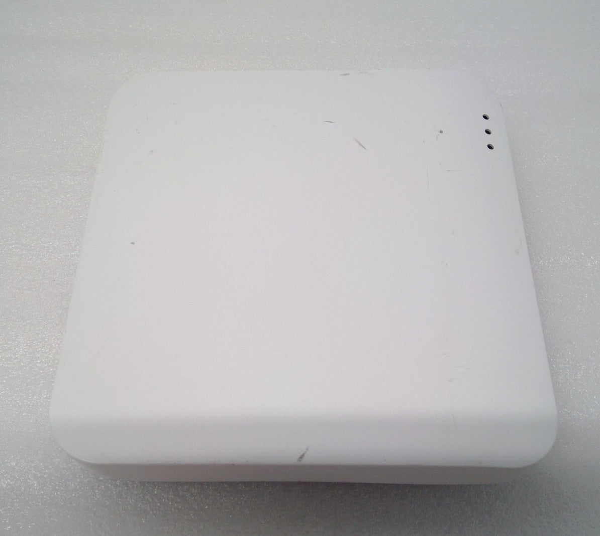 Shure MXWAPT8-Z10 1920-1930MHz PoE 8-Channel Access Point Transceiver