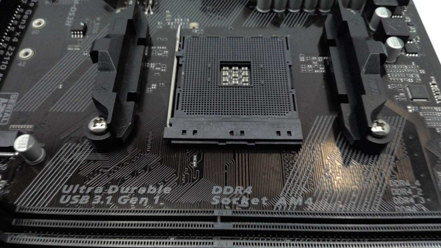Gigabyte GA-AX370M-DS3H Motherboard Socket AM4 DDR4 Micro ATX