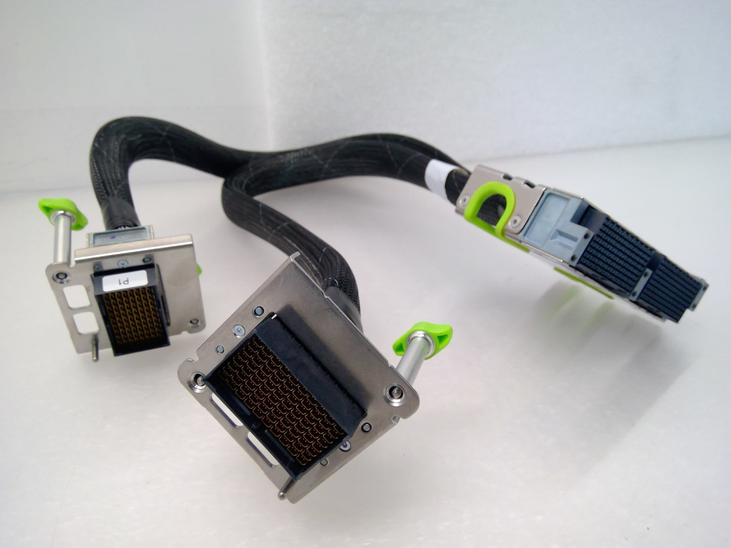 TE Connectivity  2385916-1 STRADA Whisper High Speed Backplane plane Cable