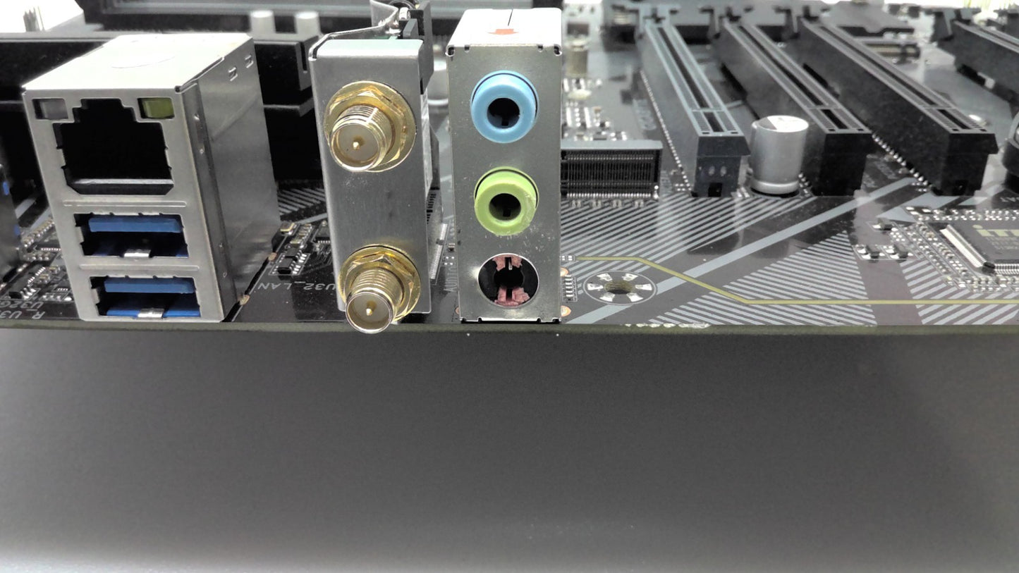 GIGABYTE B560 DS3H AC Motherboard DDR4 LGA1200 ATX WiFi Card *Read Please*