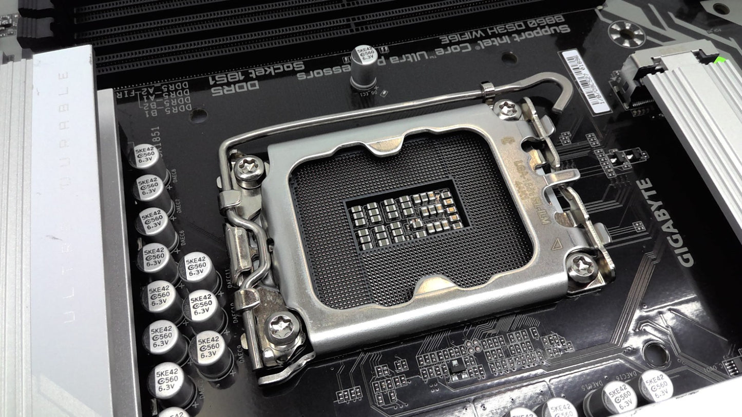 GIGABYTE B860 DS3H WIFI6E Intel LGA 1851 ATX DDR5 motherboard *Detail*