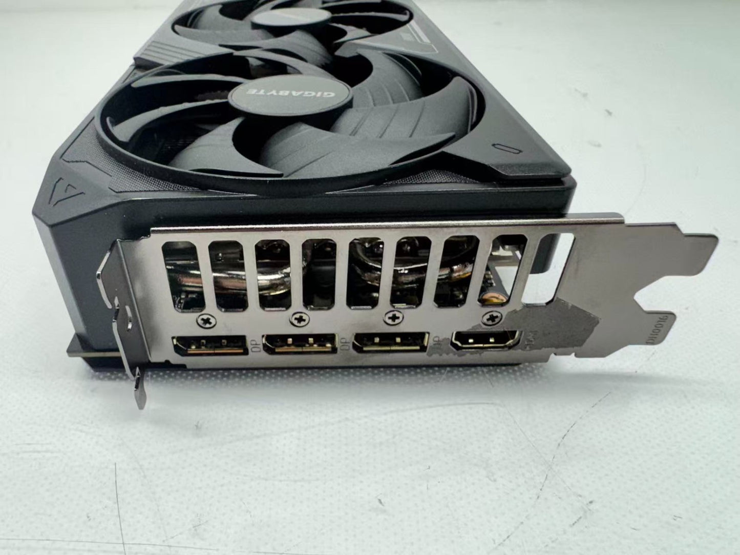GIGABYTE GeForce RTX 5080 16GB GDDR7 GV-N5080WF3OC-16GD