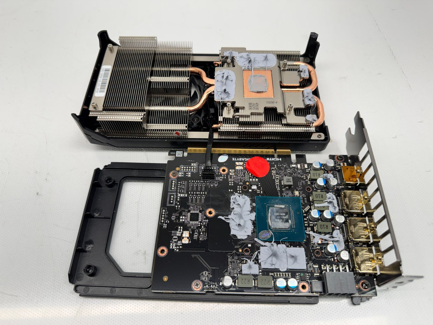 For parts GIGABYTE RTX 5060 WindForce MAX OC 8GD GPU GV-N5060WF2MAX-8GD