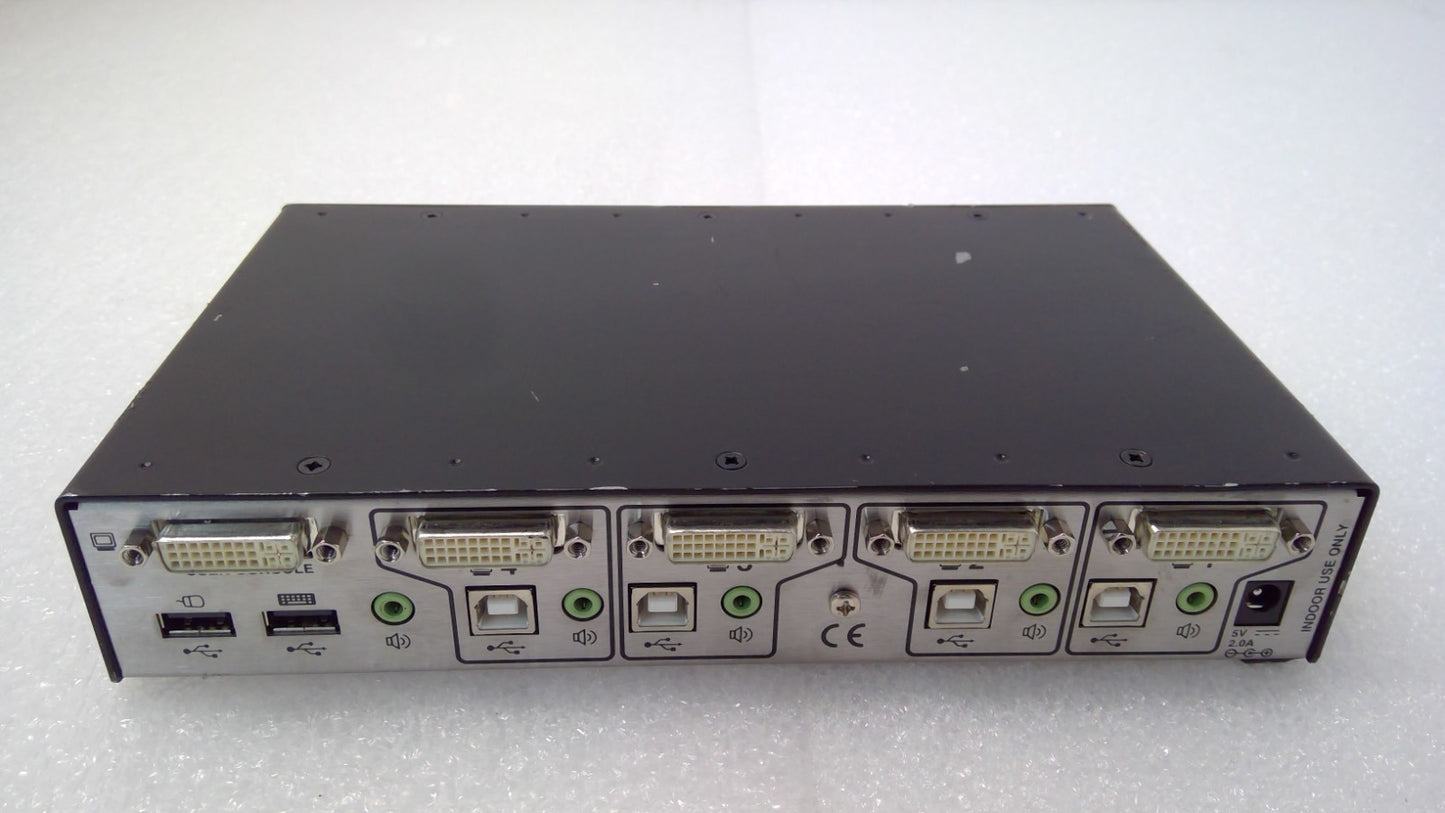 Black Box 4-Port ServSwitch Secure with USB SW4007A-USB KVM Switch *READ*