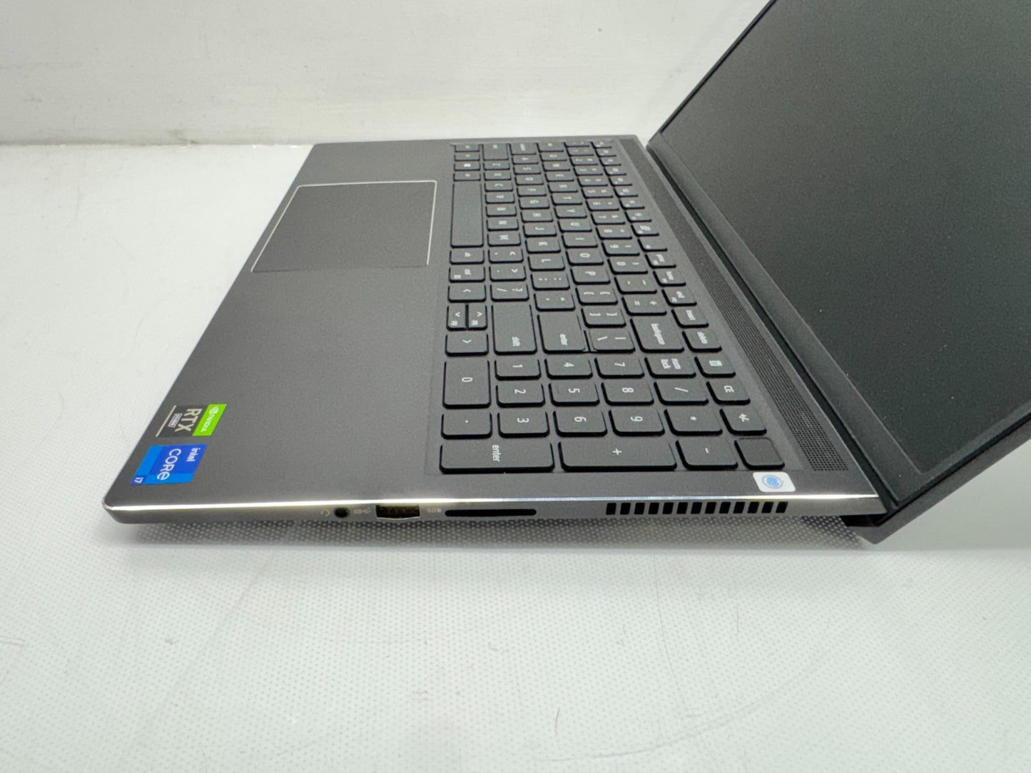 Dell Vostro 15 7510 Laptop i7-11800H@2.3GHz 16G 256GB RTX 3050 Ti NoAC *Read*