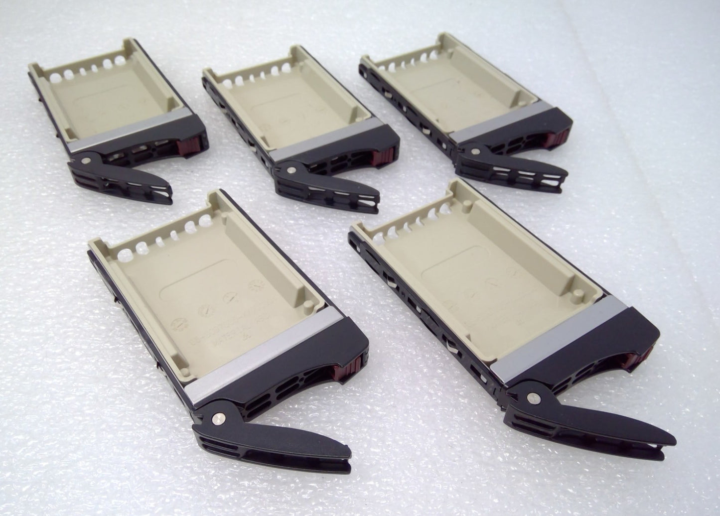 LOT OF 5 Supermicro 2.5" SATA SAS HDD Caddy Tray&Slot Filer 01-SB16105-XX00C102E