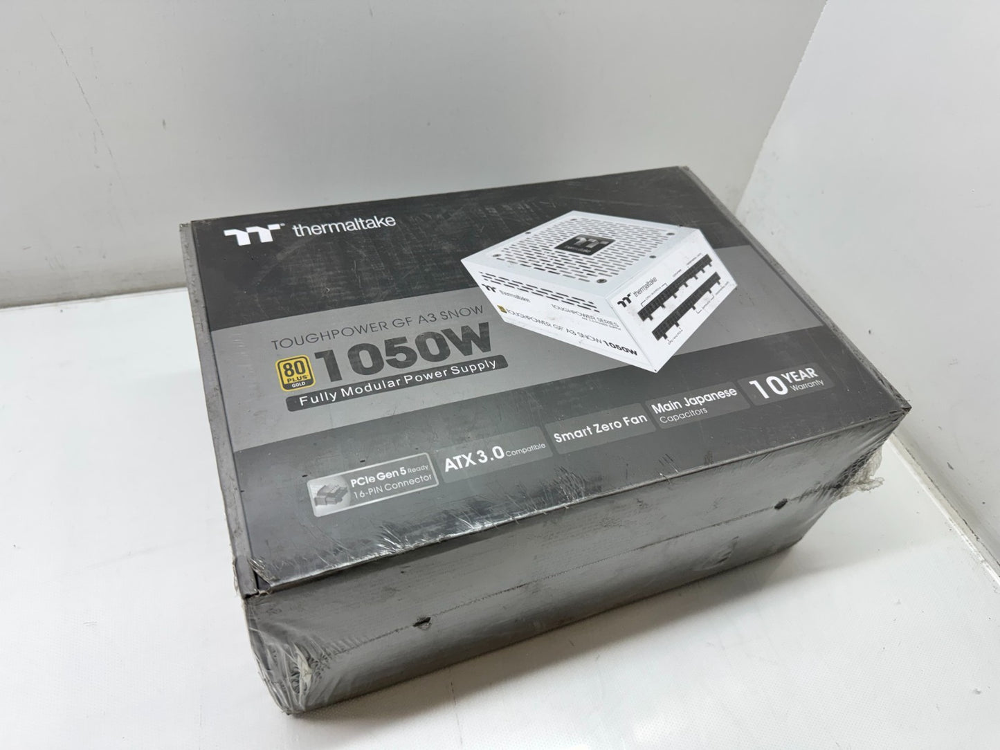 Thermaltake Toughpower GF A3 1050W SNOW SERIES Power Supply
