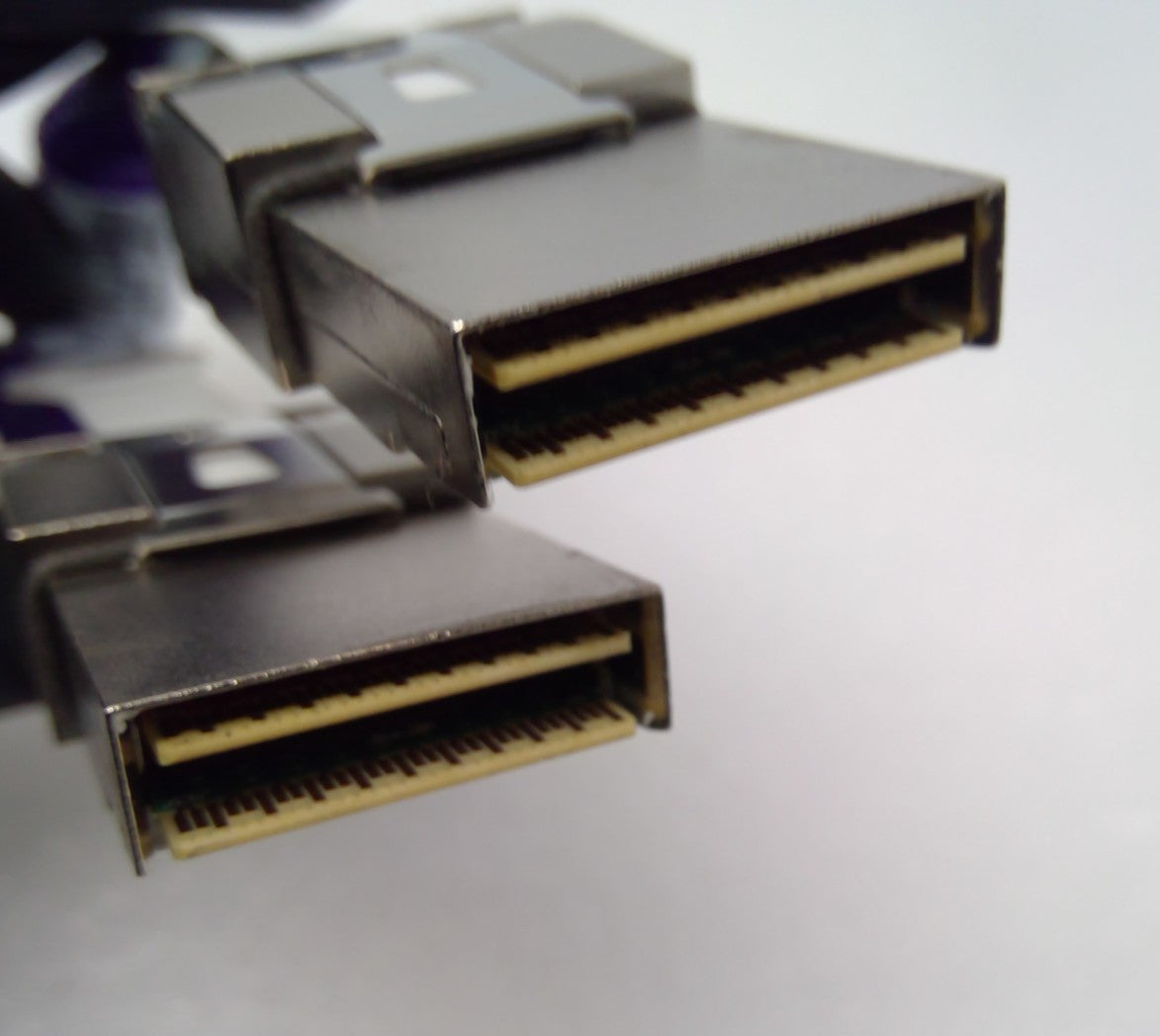 TE Connectivity  1053636-01 2-2350165-3 0.152M 32AWG CDFP Connector Cable Purple