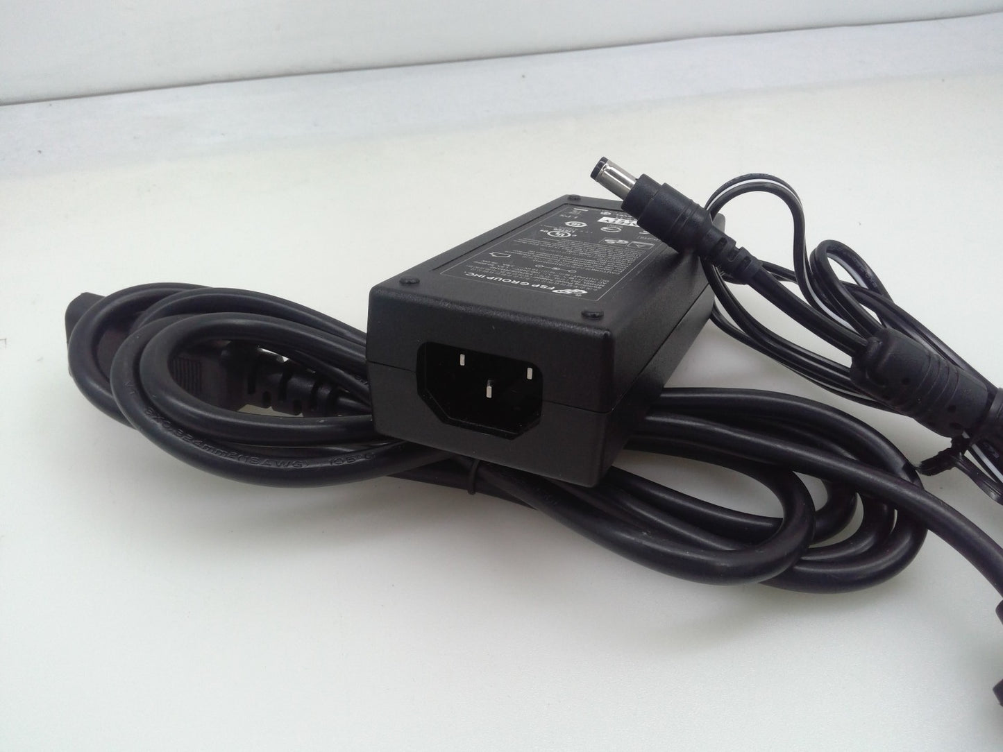 Genuine FSP FSP036-RHAN2 Switching Power AC/DC Adapter 12V 3A 36W 5.5*2.1mm
