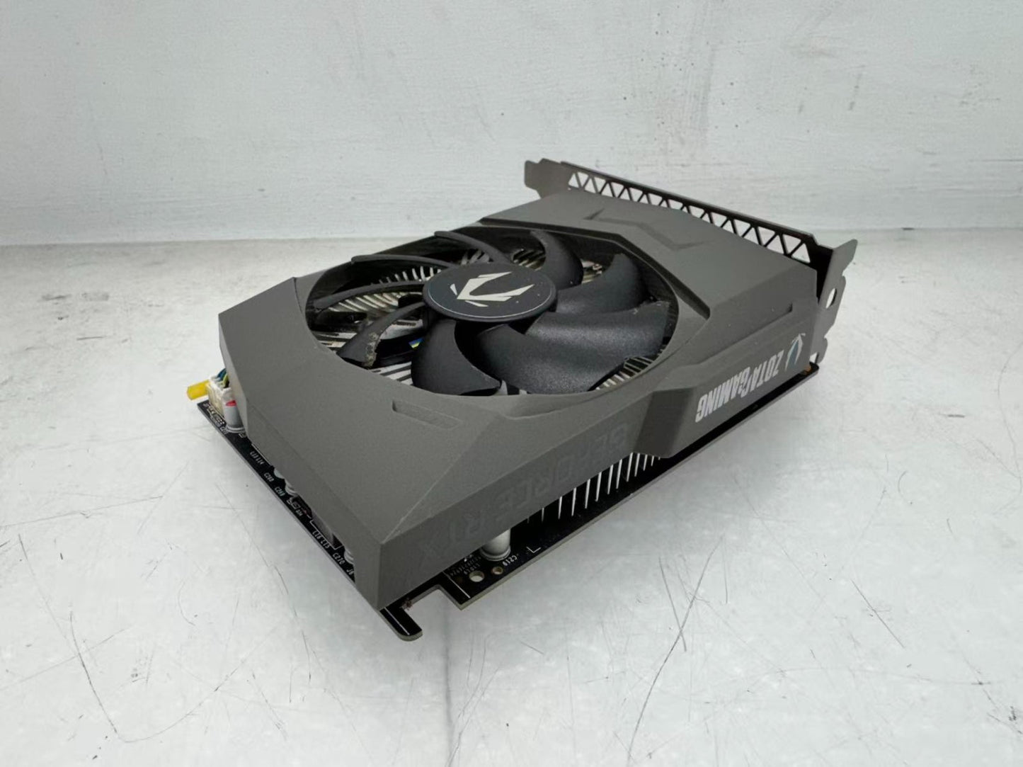 ZOTAC GAMING GeForce RTX 3050 6GB GDDR6 Solo 96BIT  PCIE 4.0
