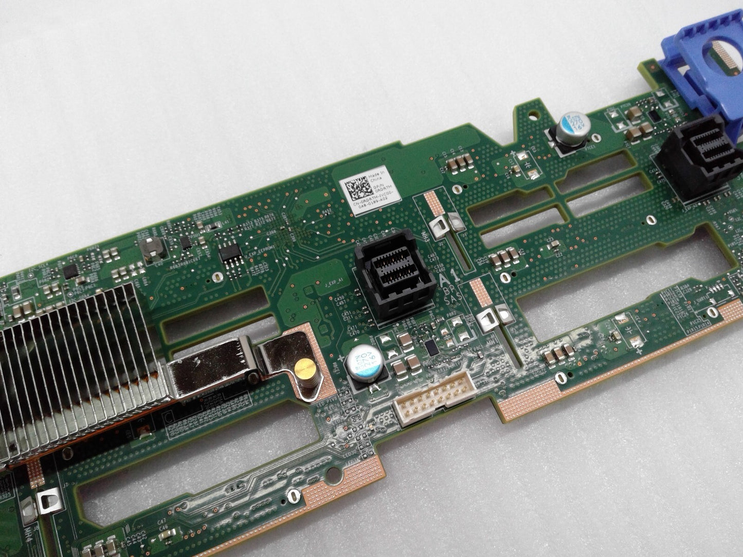 Dell 0RDRTM EMC PowerEdge R740xd R7425 R7415 12-Bay 3.5" LFF Server Backplane