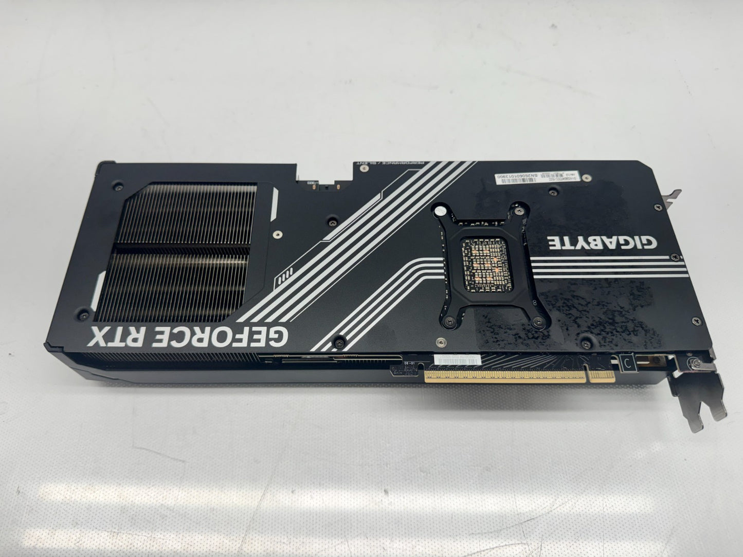 GIGABYTE GeForce RTX 5080 16GB GDDR7 GV-N5080WF3OC-16GD