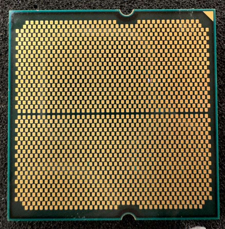 AMD Ryzen 7 7800X3D Desktop Processor 4.2GHz, 8-Core Socket AM5 Tested *READ*