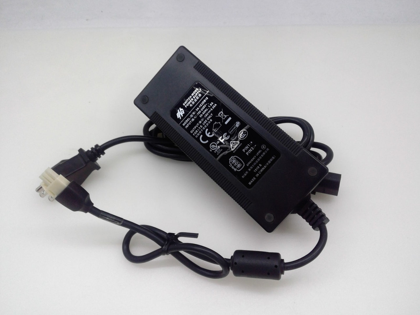 Genuine ENG 18V 6.66A AC Adapter Power Supply 3A-1C2DB18 3Pin W/Power cord