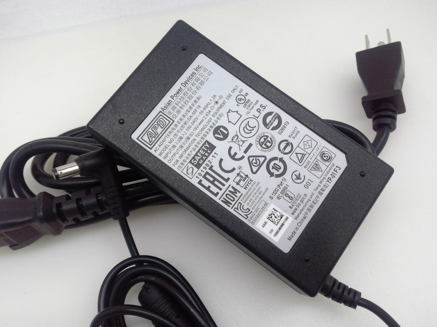 Genuine APD DA-50F19 5.5*2.5mm 19V 2.63A Power Supply Adapter Charger
