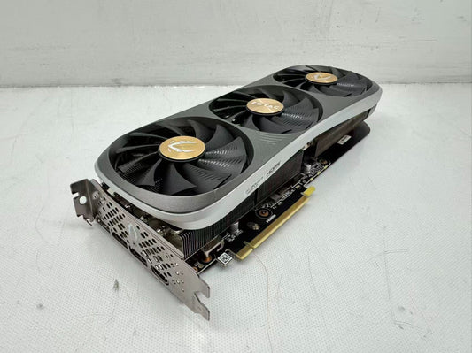 ZOTAC GAMING GeForce RTX 4070 Ti Super Trinity OC White Edition 16GB GDDR6X