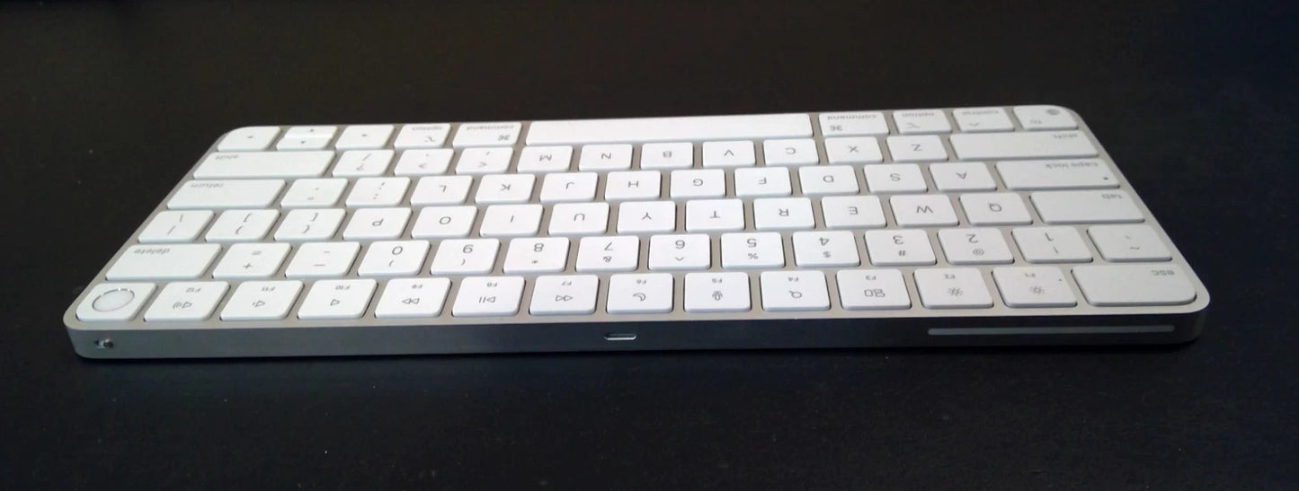 Apple magic keyboard with Touch ID A2449 Wireless