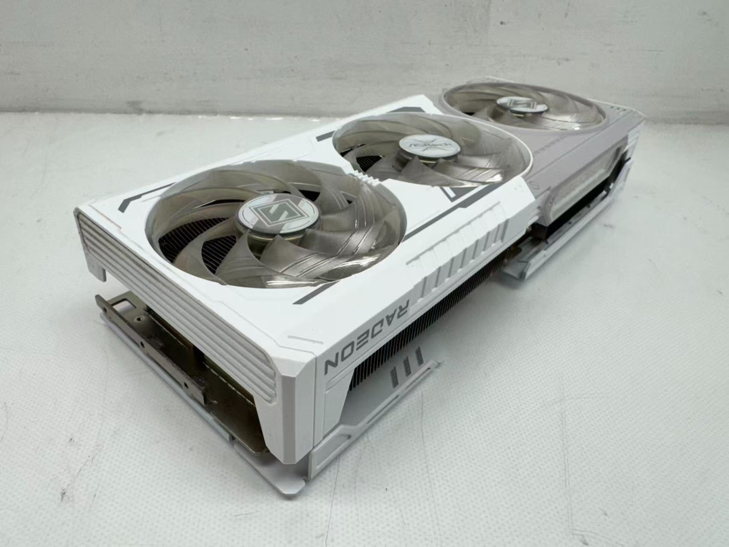 ASRock AMD Radeon RX 9070XT SL 16GB Graphics Card RX9070XT SL 16G